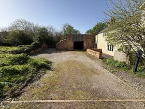 Parking Area- click for photo gallery